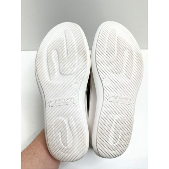 Gentle Souls Kenneth Cole Sneakers 6 Leather Snake Print Antique‎ Gold Slip On - Picture 9 of 9